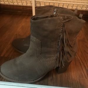 Ankle boots